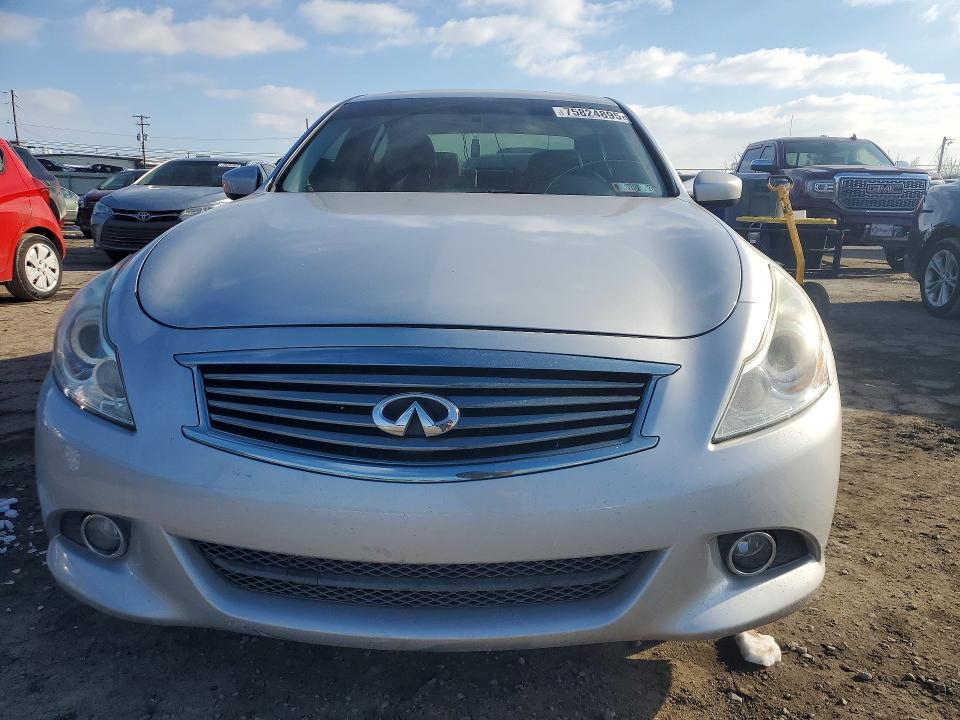 2013 Infiniti G37