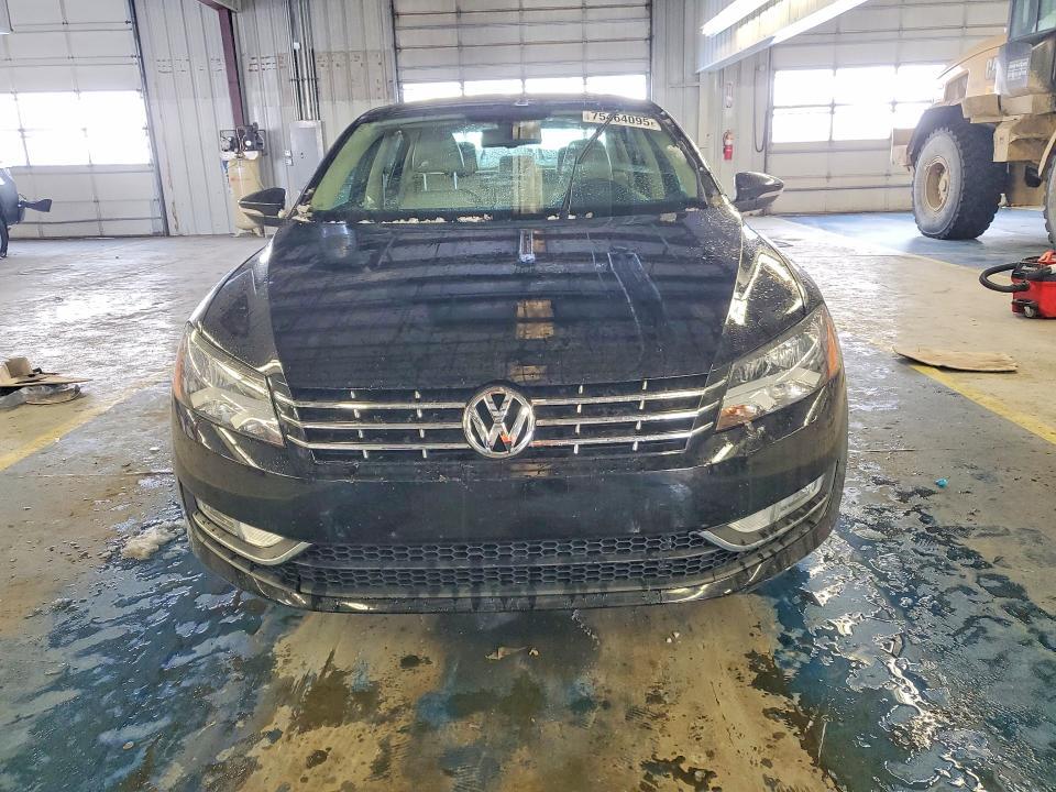 2012 Volkswagen Passat sel