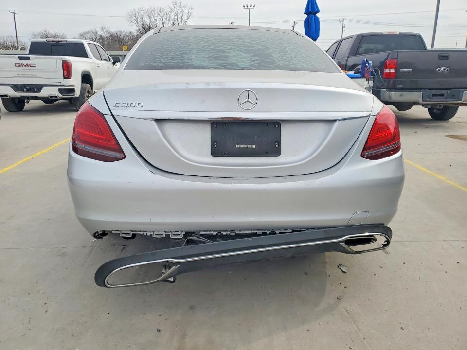 2020 Mercedes-Benz C300