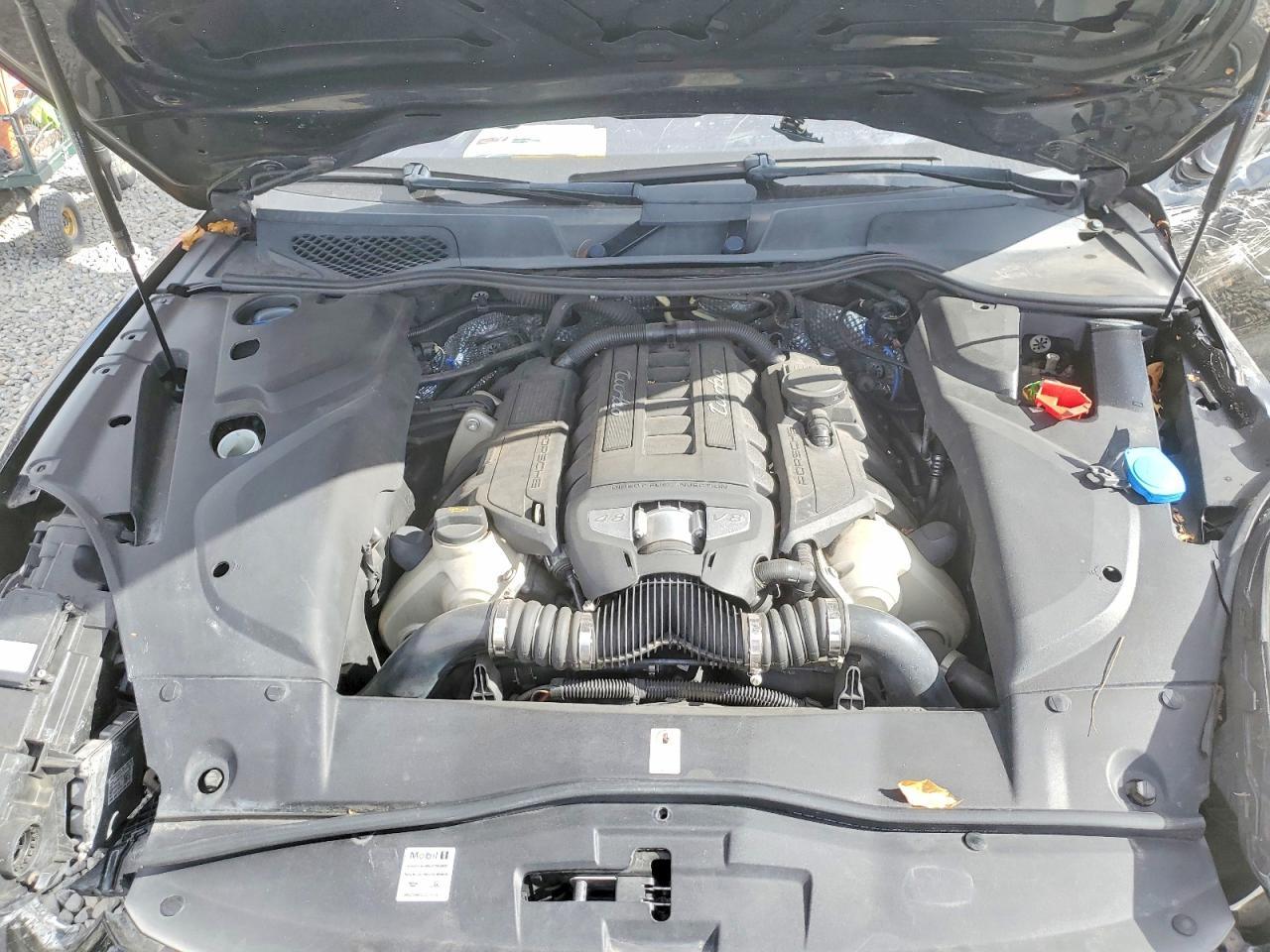 2015 Porsche Cayenne Turbo