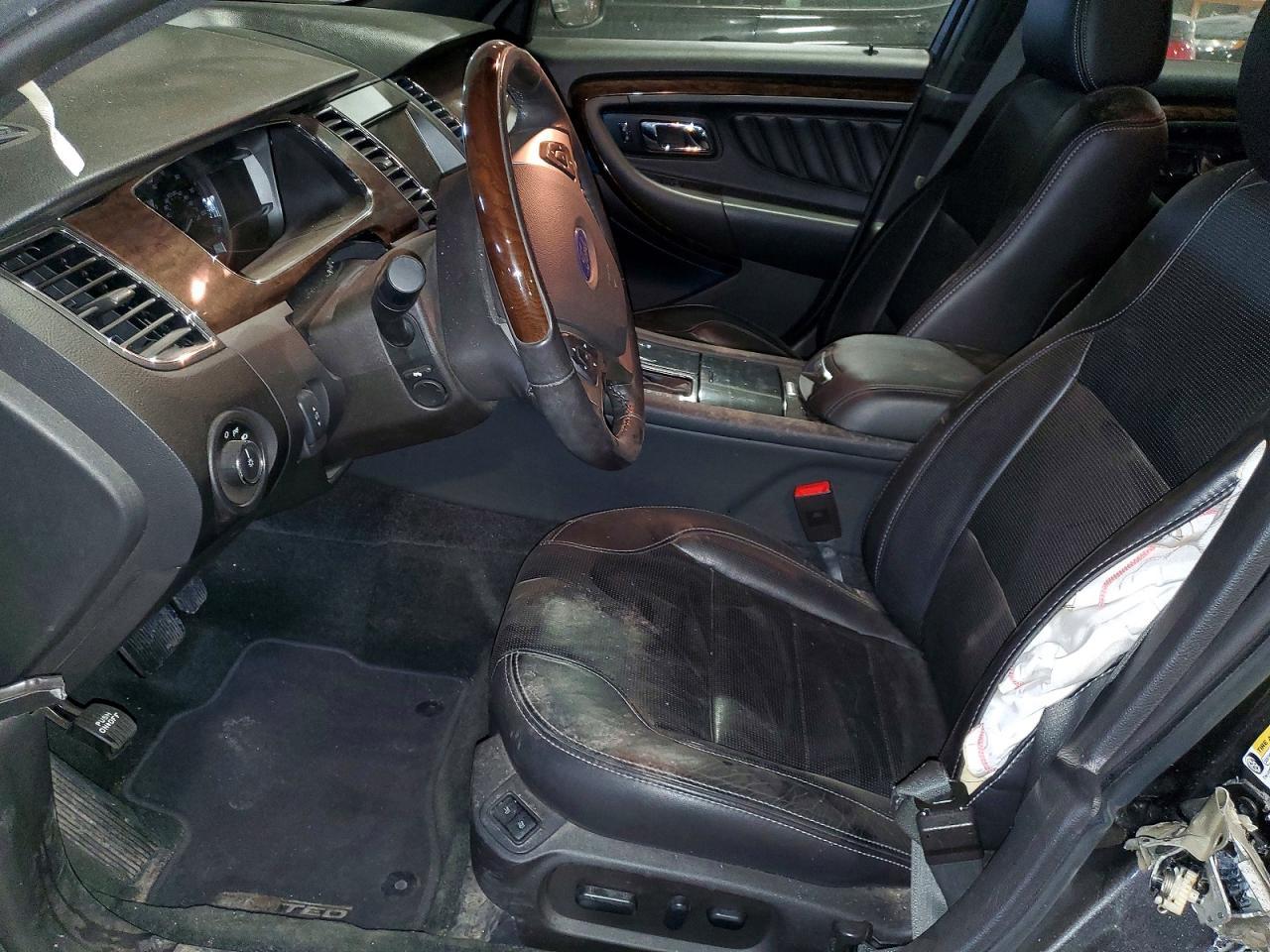 2016 Ford Taurus Limited