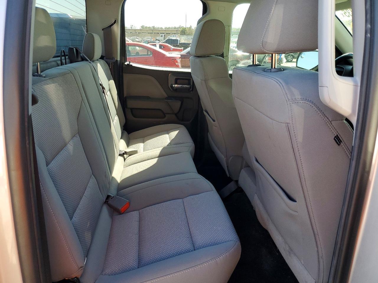 2017 Chev Silverado 1500 Custo