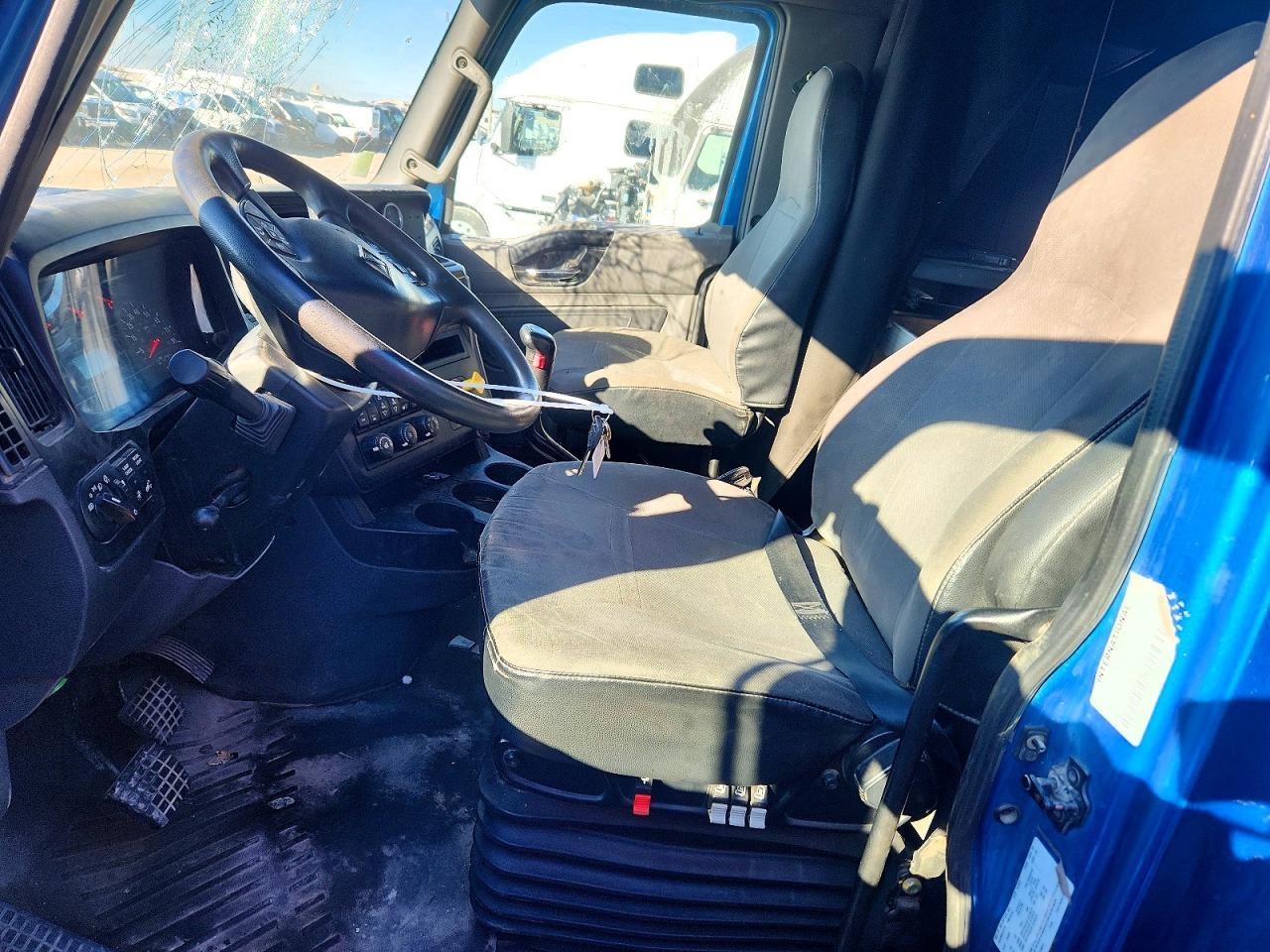 2020 International LT625 Semi Truck