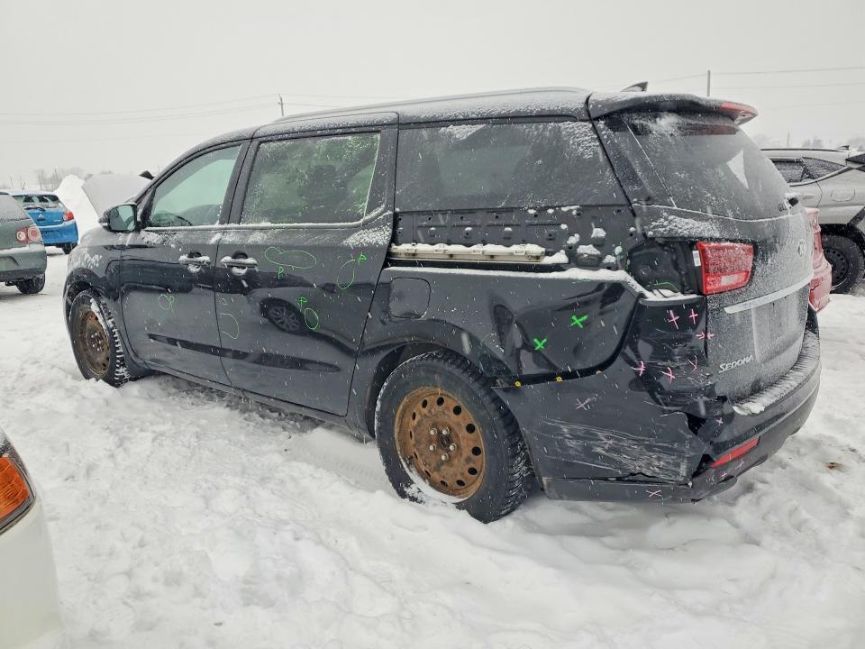 2019 KIA Sedona lx