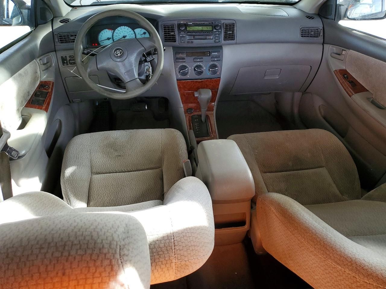 2004 Toyota Corolla ce