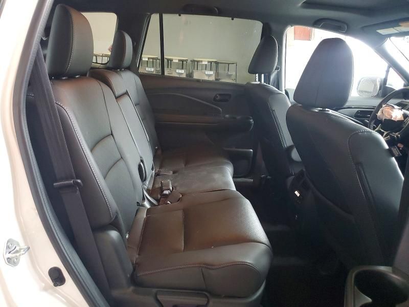 2022 Honda Passport Elite