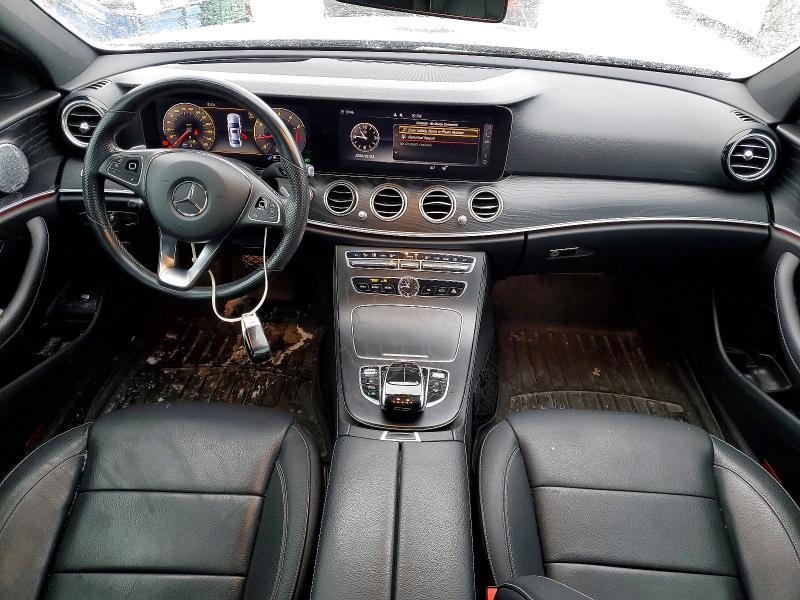 2018 Mercedes-Benz E300w 4matic 4DR