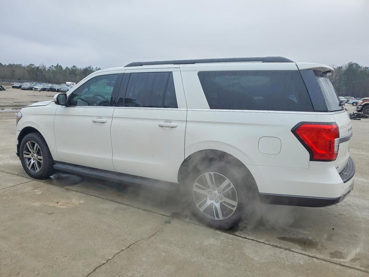 2024 Ford Expedition max xlt