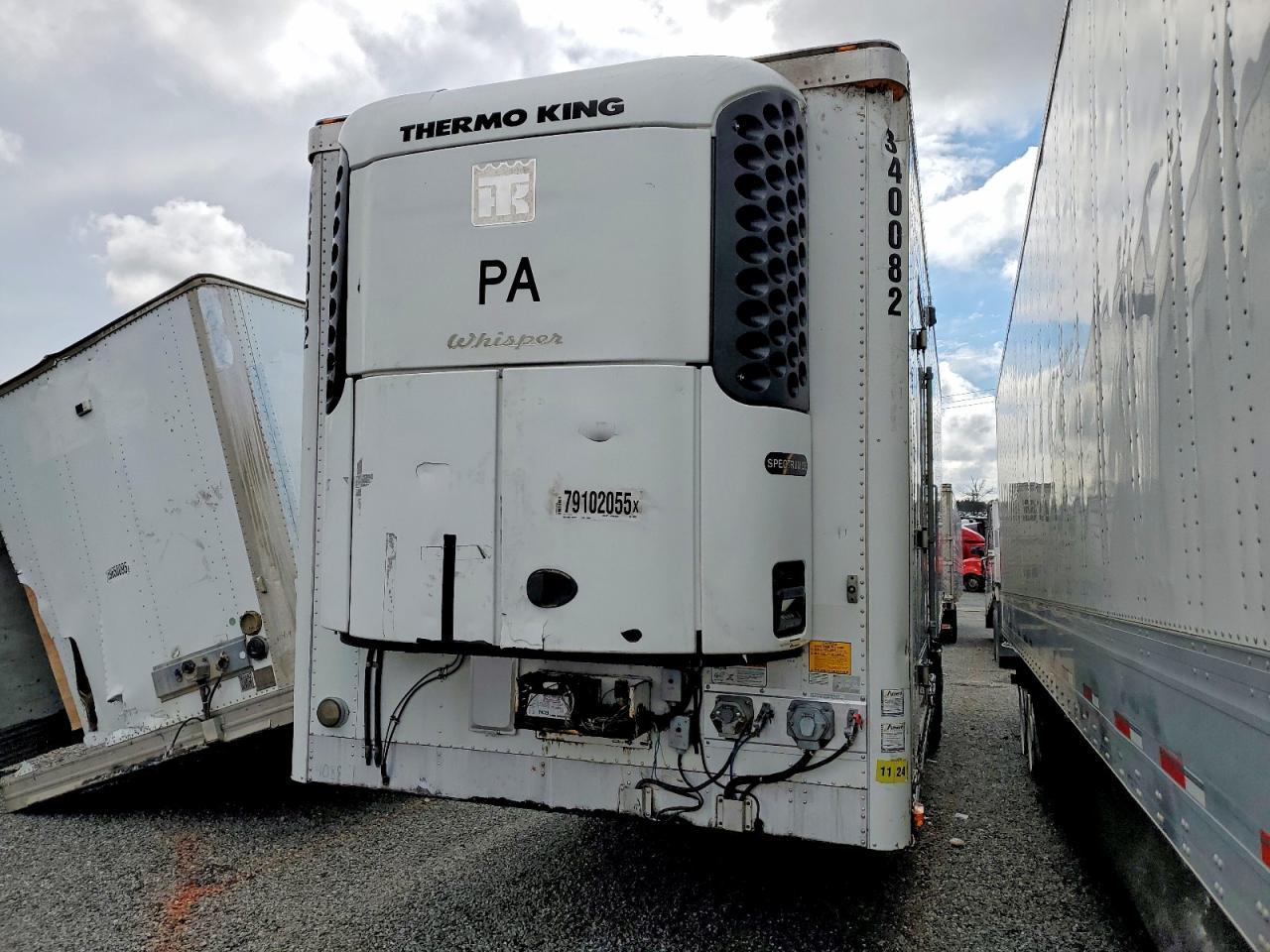 2015 Utility VS2RA Refrigerated Van Trailer