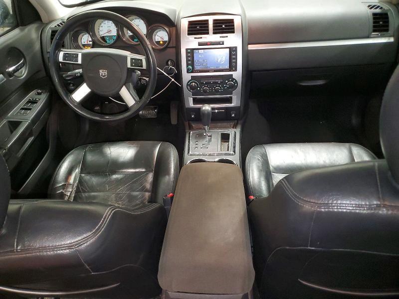 2010 Dodge Charger r