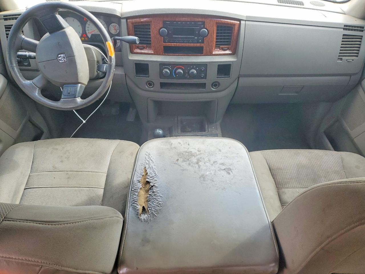 2006 Dodge RAM 2500 ST