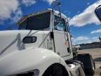 2016 Peterbilt 382 Semi Truck
