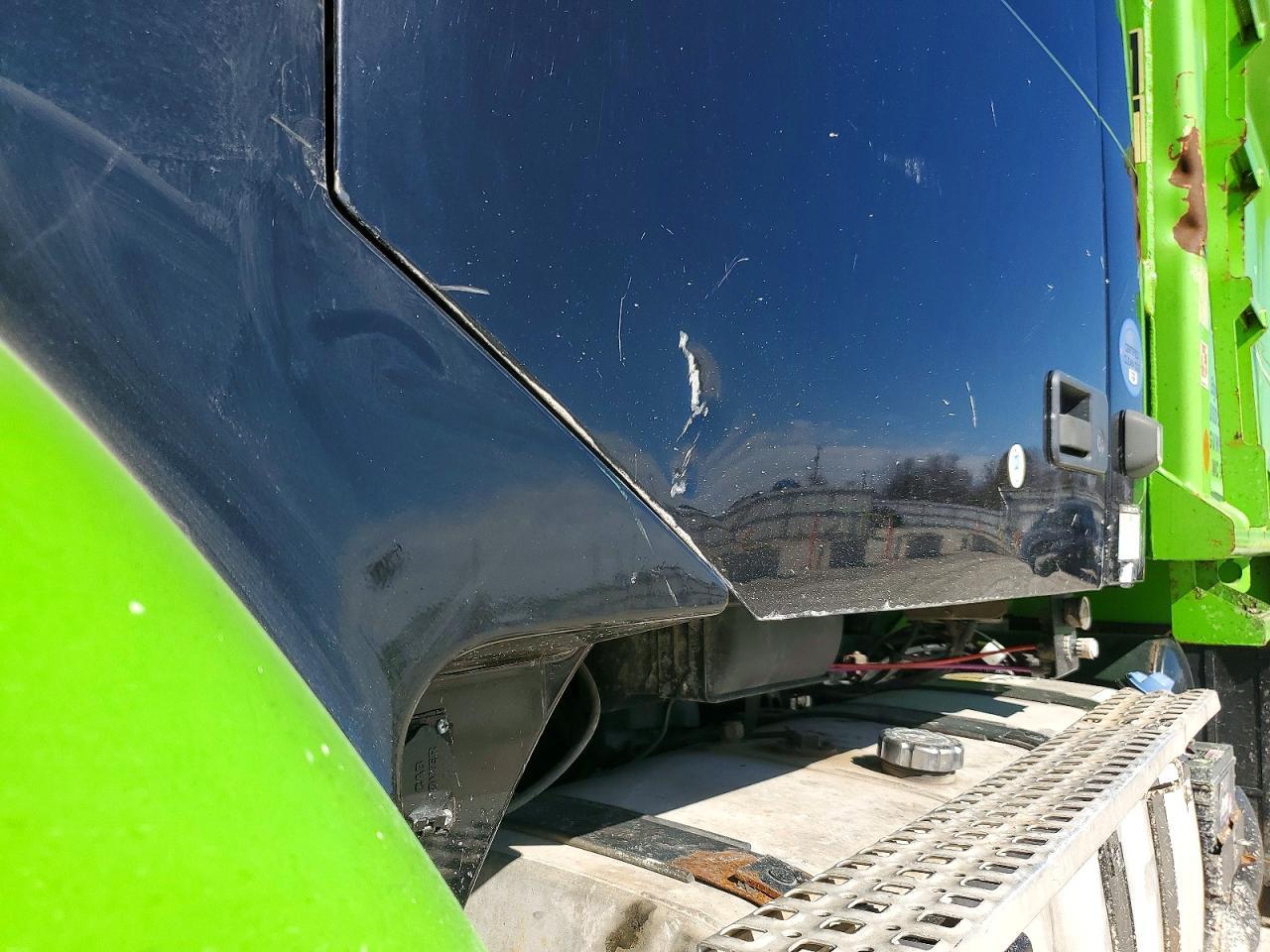 2018 Volvo VHD