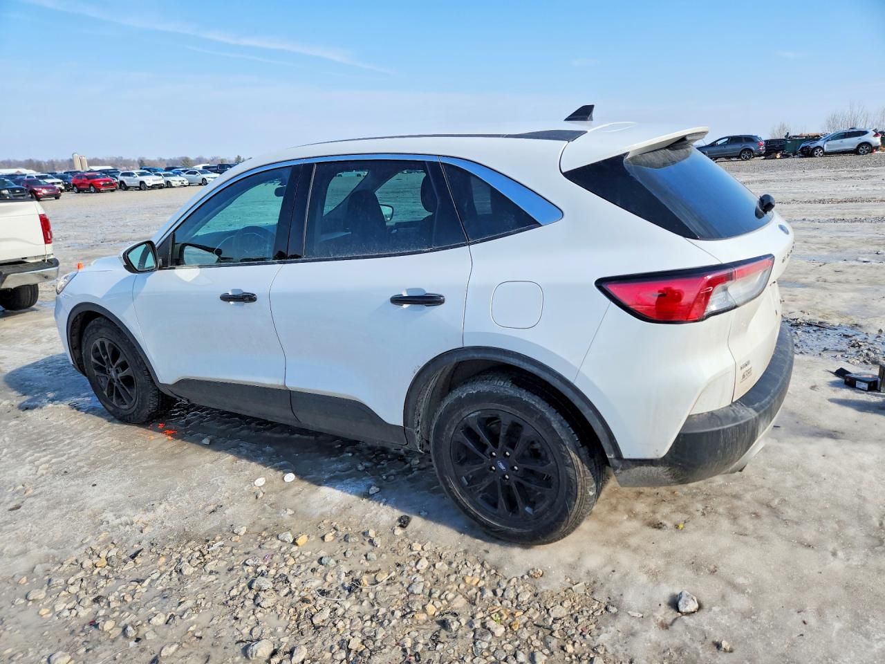 2020 Ford Escape se