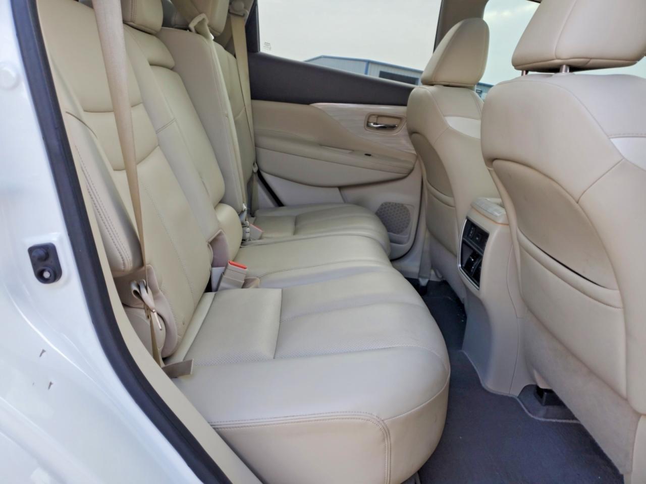 2017 Niss Murano Platinum