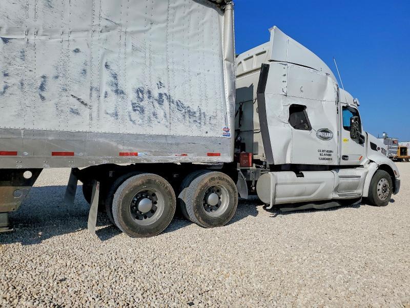 2019 Peterbilt Tractor 579-Semi Truck