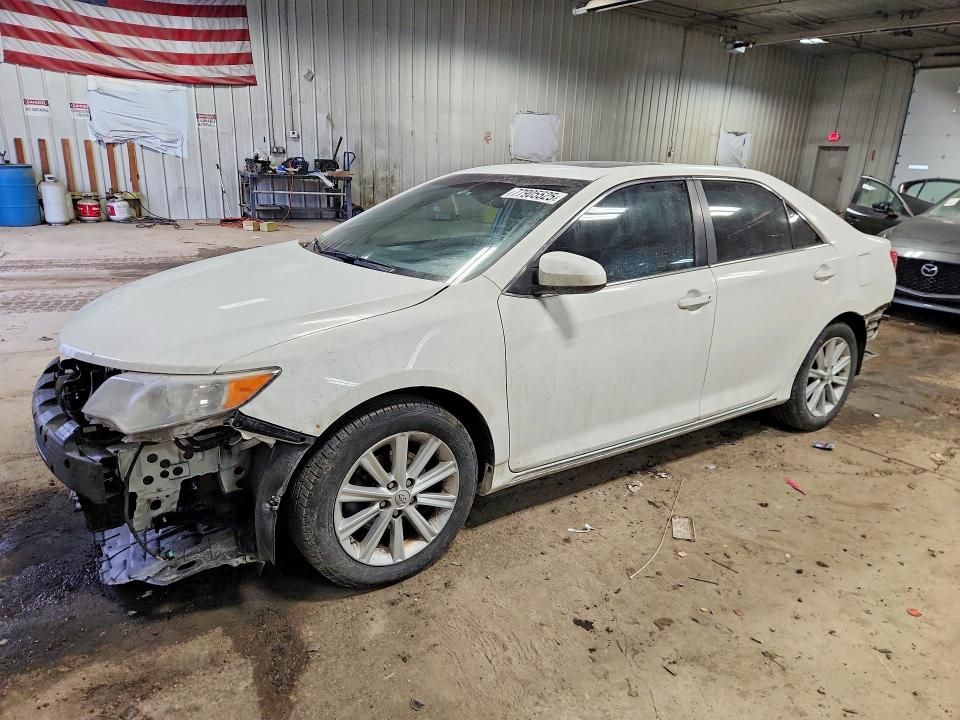2013 Toyota Camry l