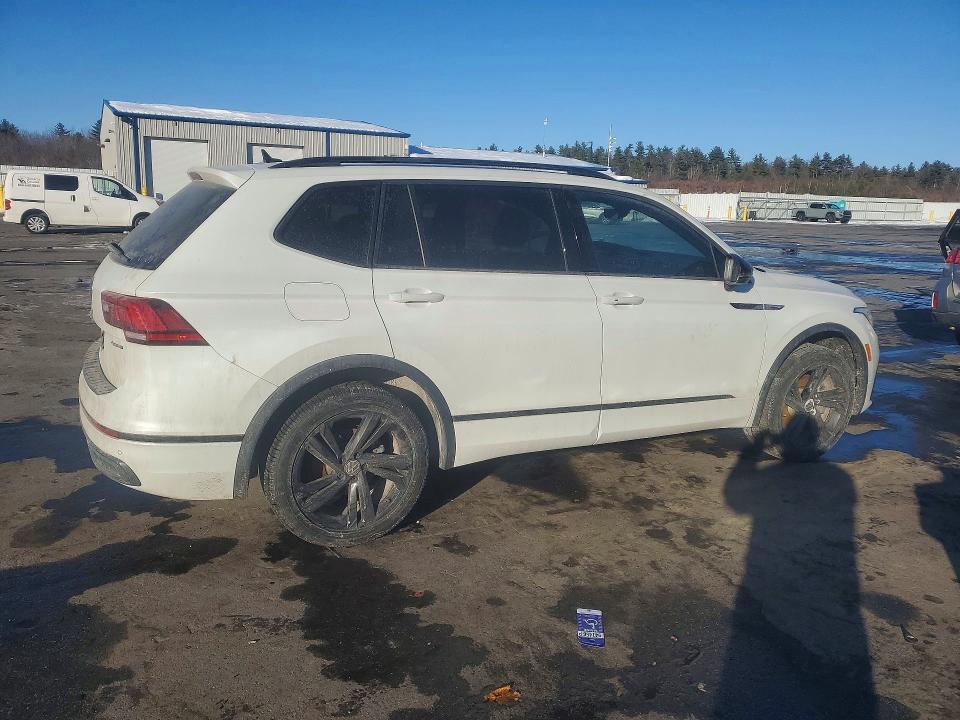 2023 Volkswagen Tiguan se R-line Black