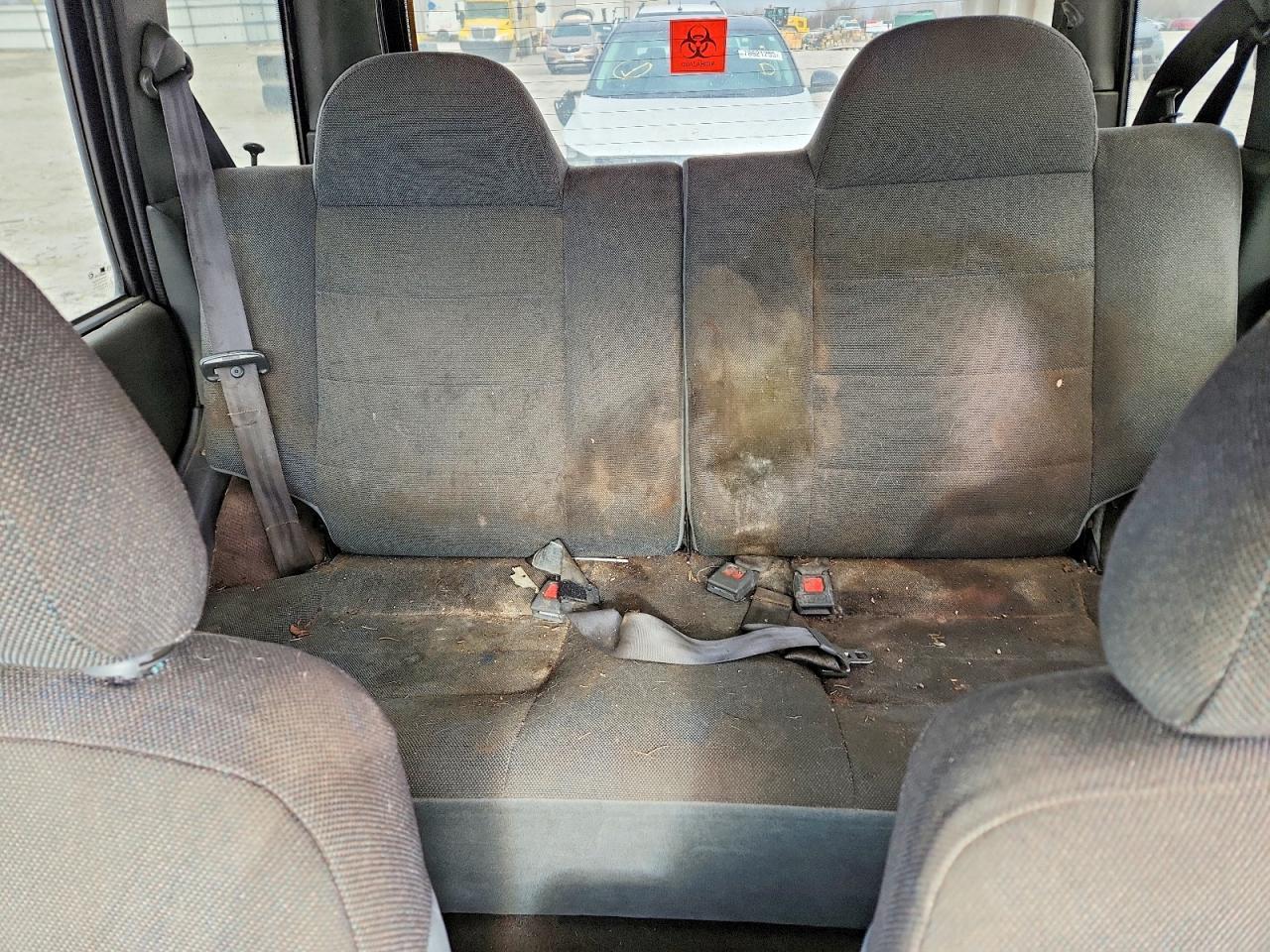 2002 KIA Sportage