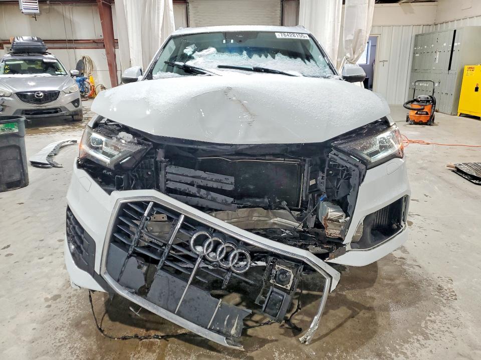 2021 Audi Q7 Premium Plus