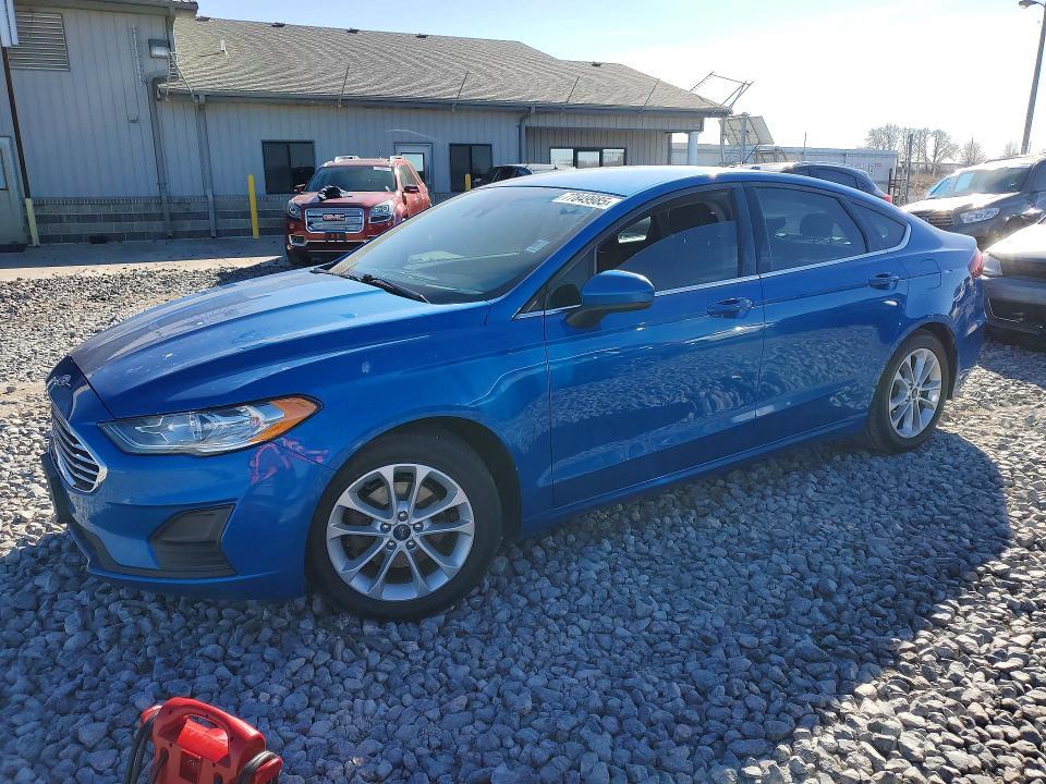 2019 Ford Fusion se