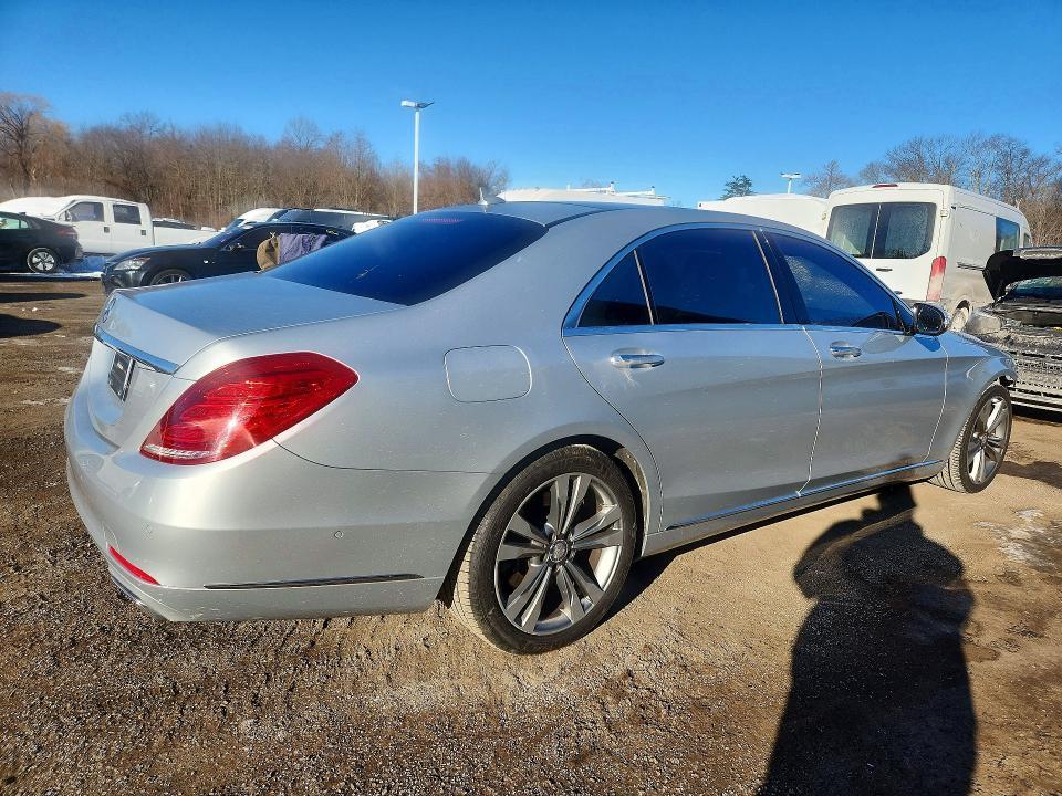 2015 Mercedes-Benz S 550