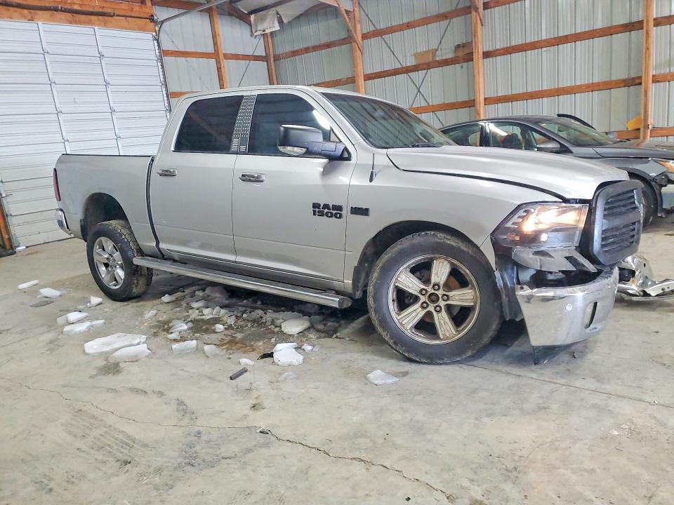 2015 Dodge Ram 1500 slt