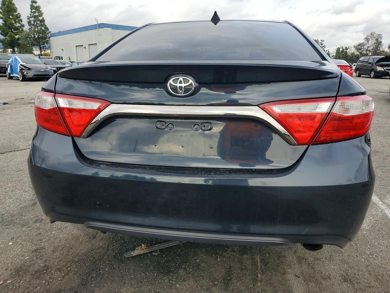 2017 Toyota Camry le