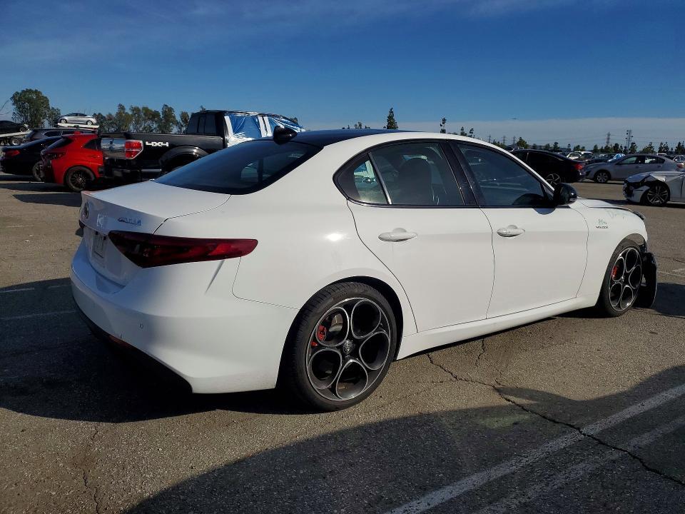 2023 Alfa Romeo Giulia