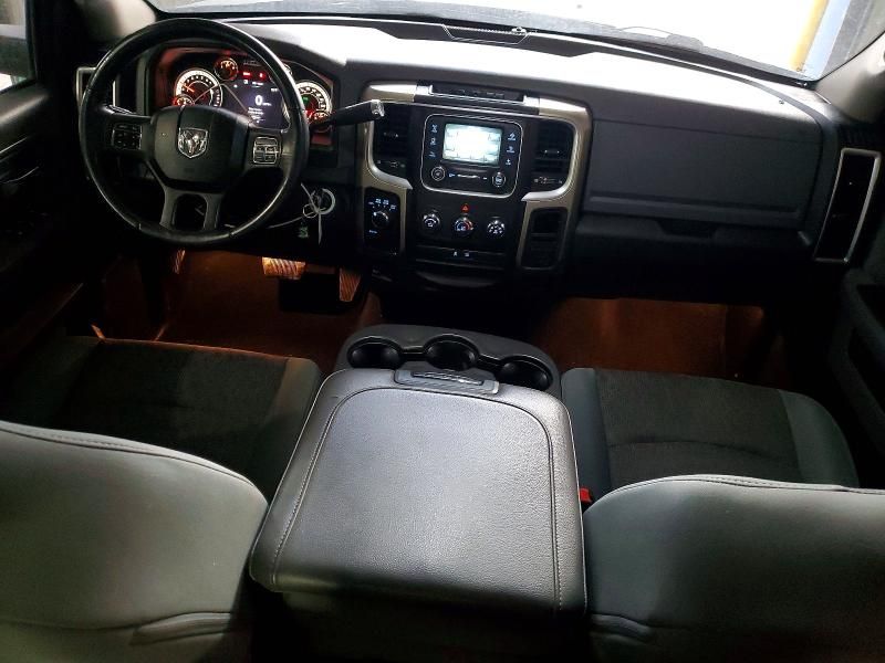 2013 Dodge Ram 1500 slt