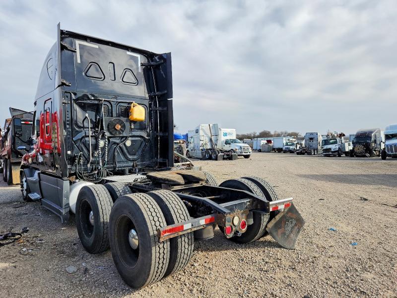 2016 Freigliner Cascadia 125