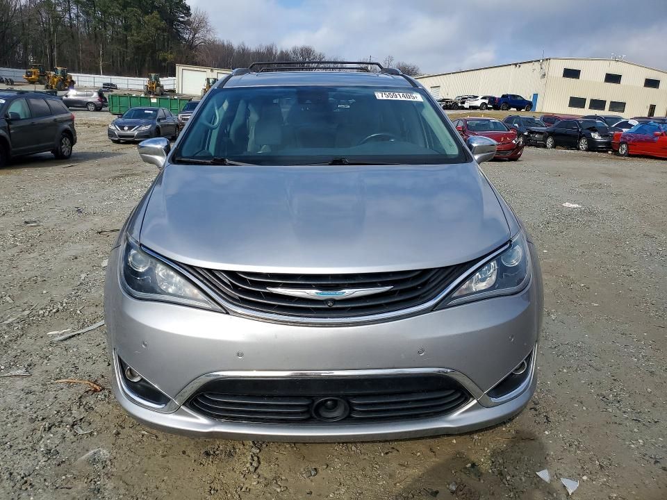 2018 Chrysler Pacifica Hybrid Limited