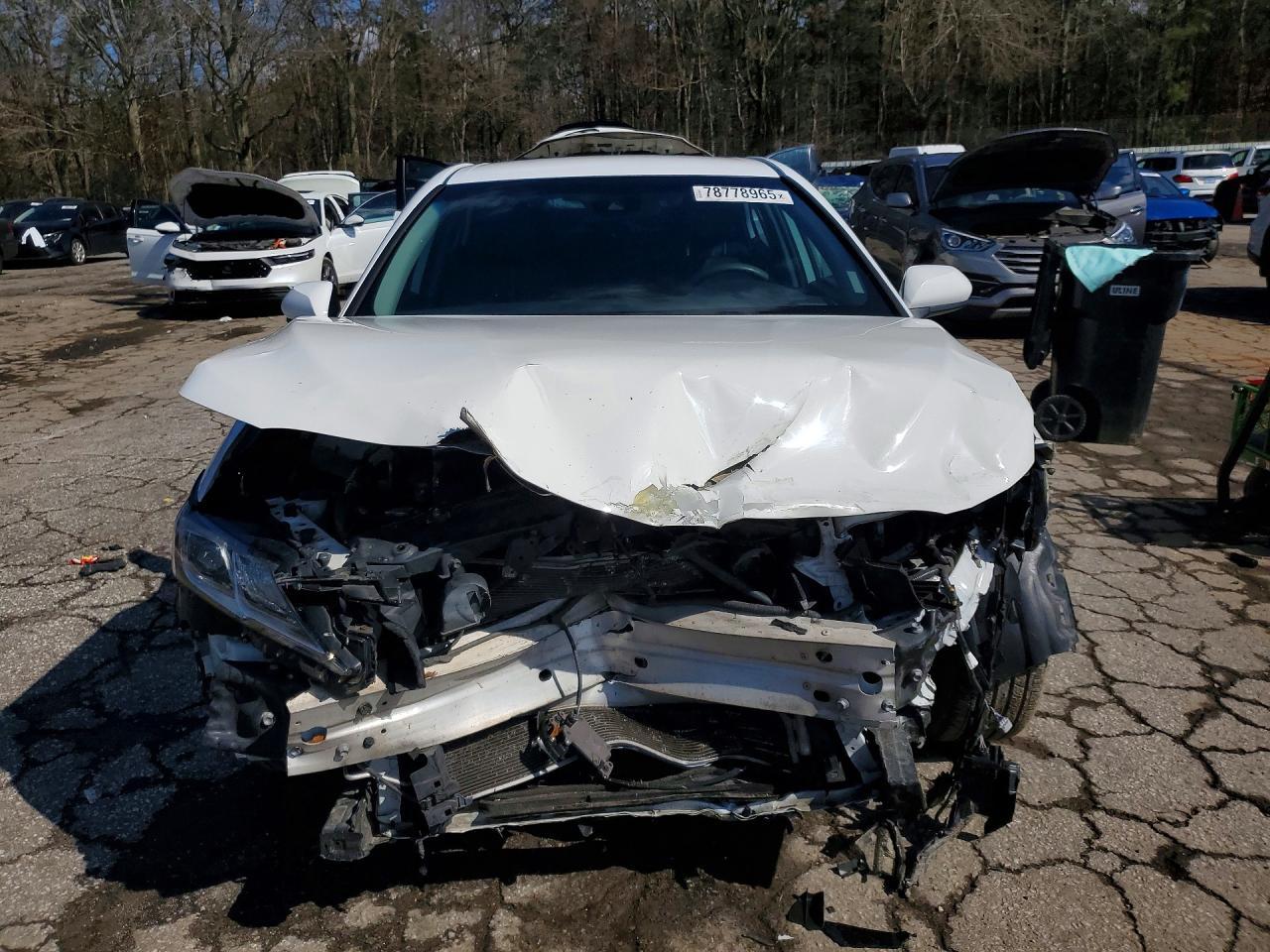 2019 Toyota Camry le