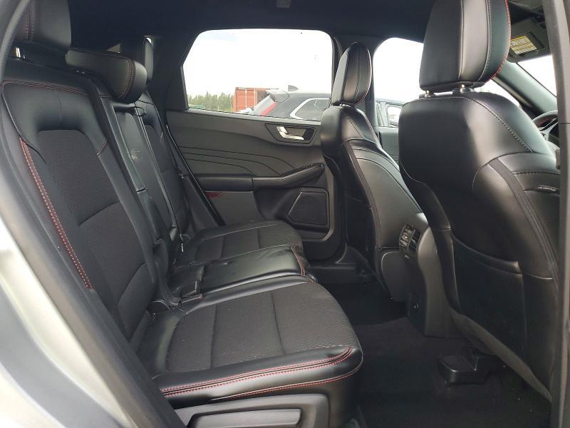 2024 Ford Escape st Line