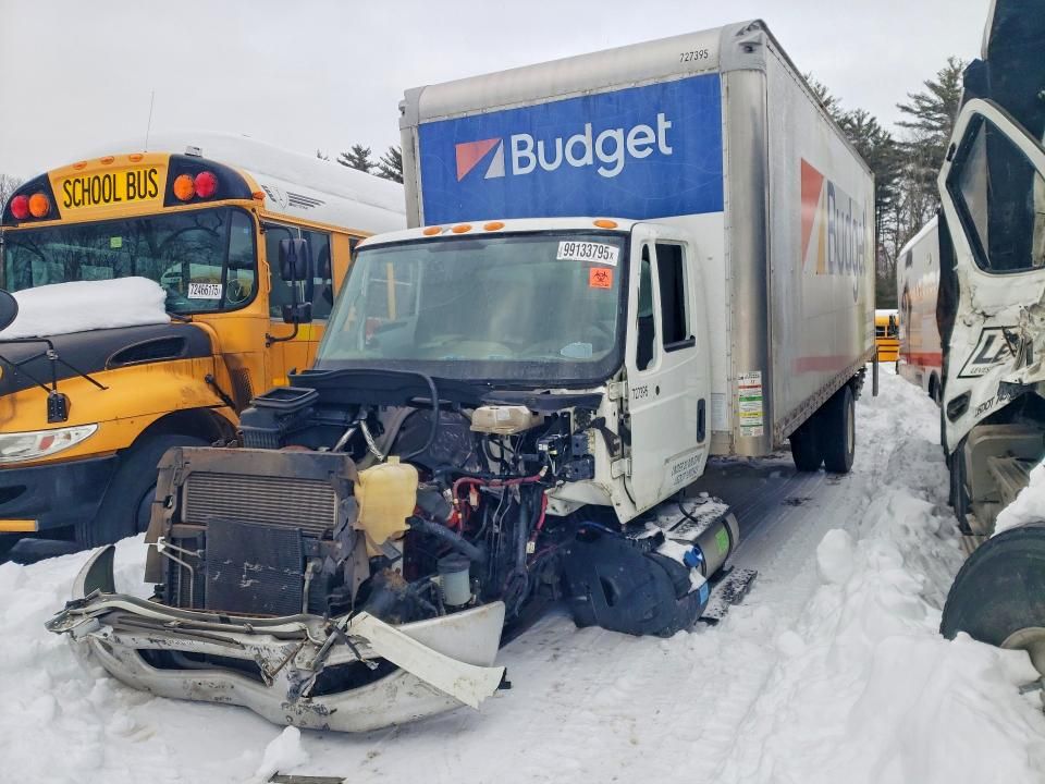 2017 International 4300 box Truck