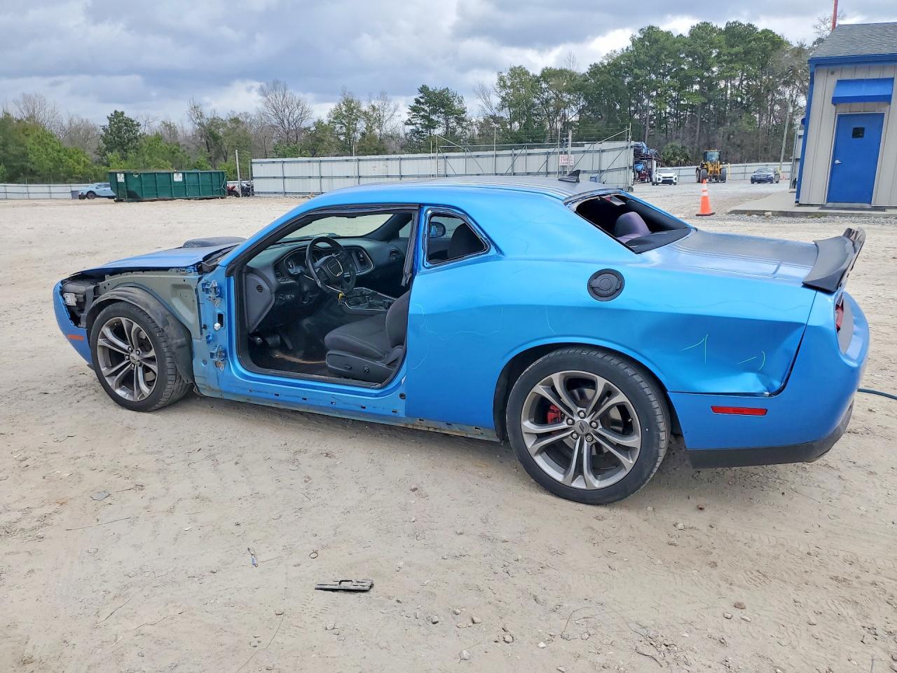2015 Dodge Challenger sxt