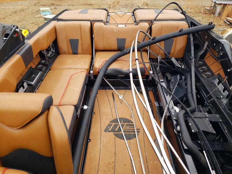 2021 Malibu Boat
