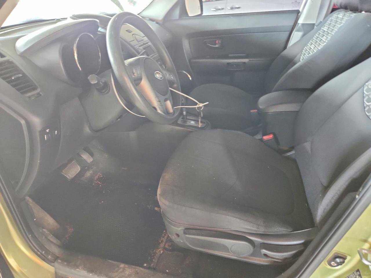 2010 KIA Soul +