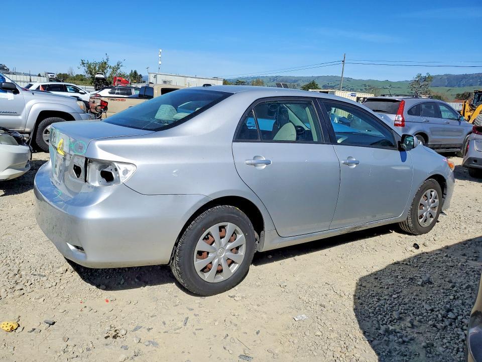 2011 Toyota Corolla le