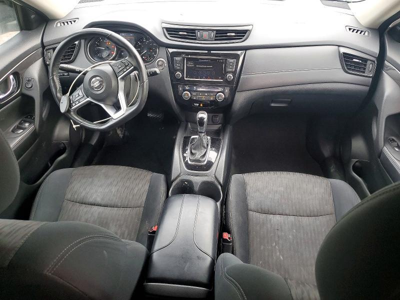 2018 Nissan Rogue sv