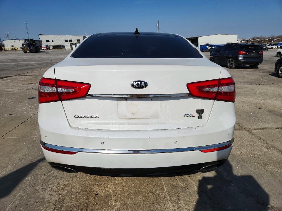 2014 KIA Cadenza Limited