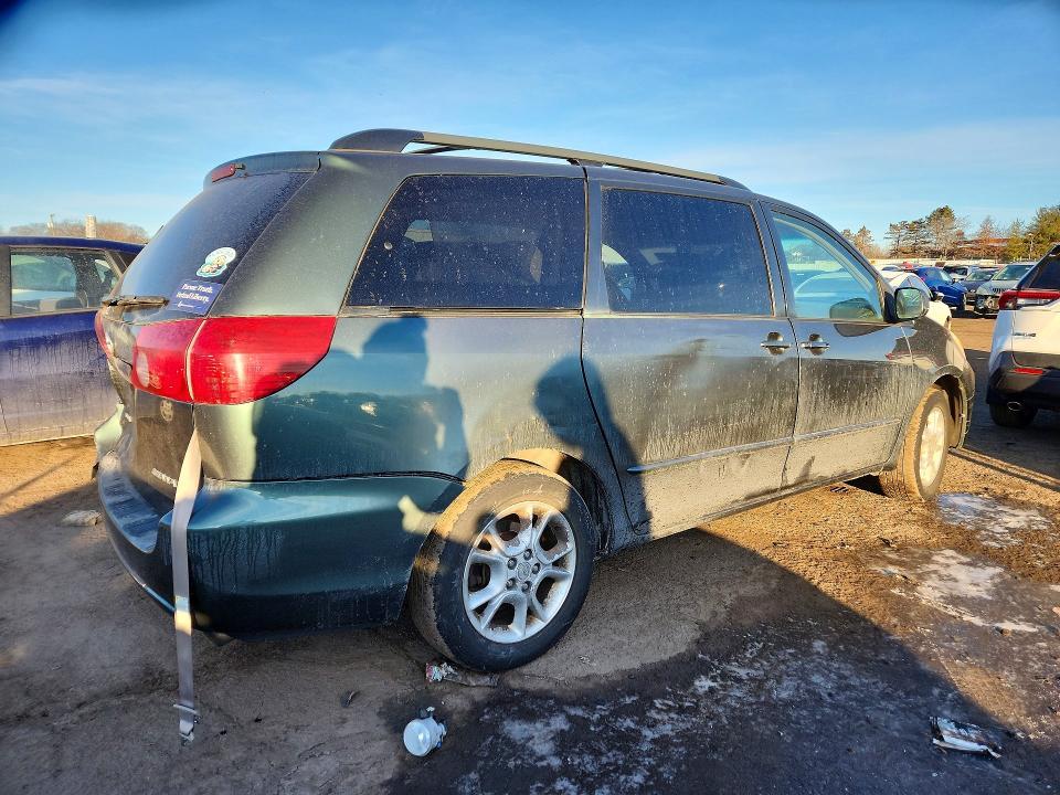 2005 Toyota Sienna