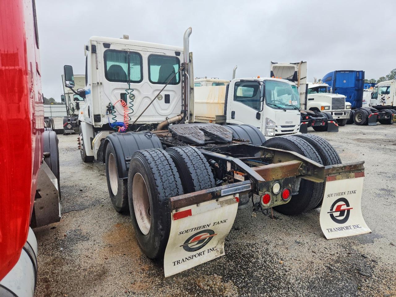 2011 Freightliner Cascadia Semi Truck