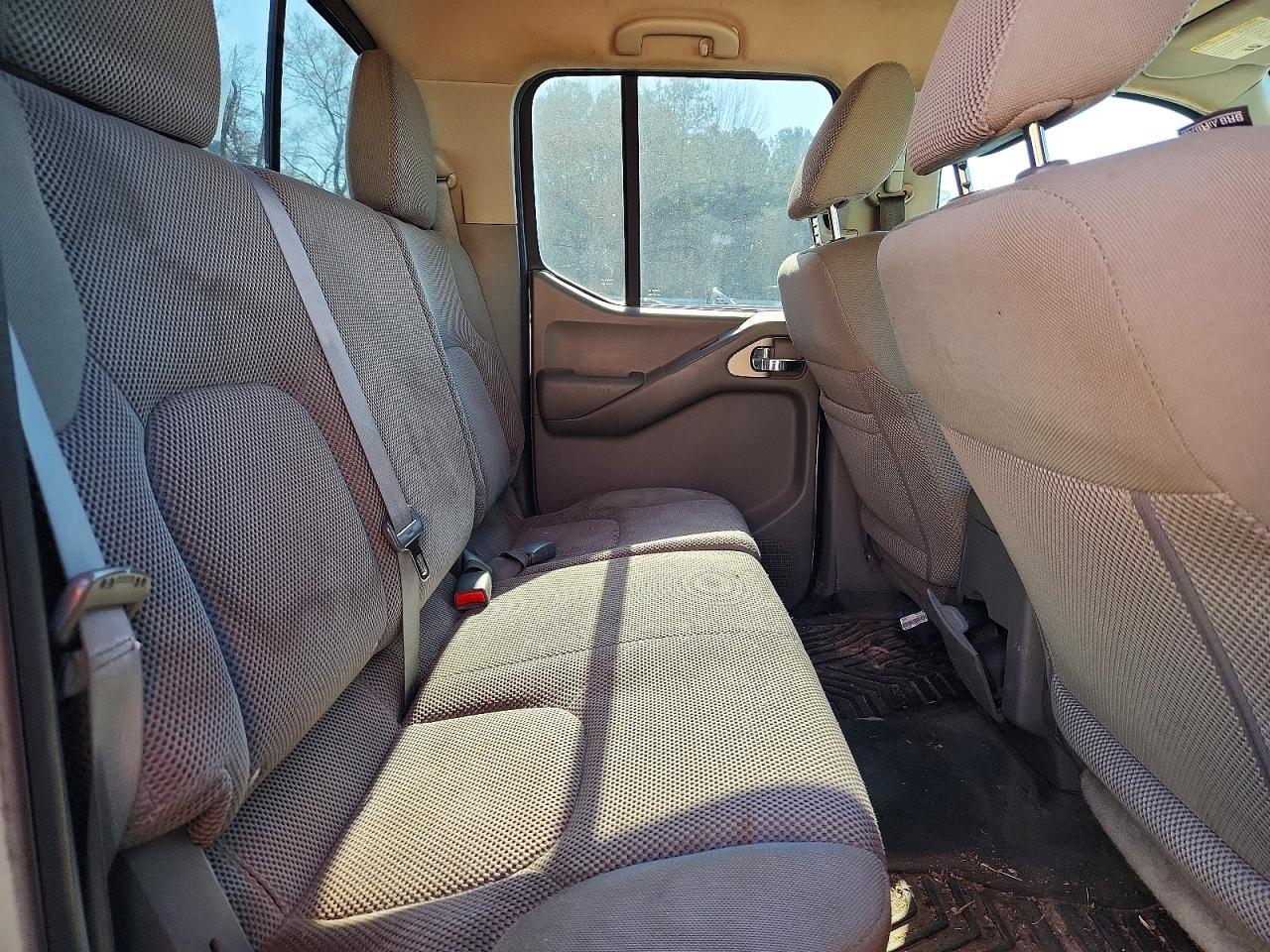 2016 Nissan Frontier S