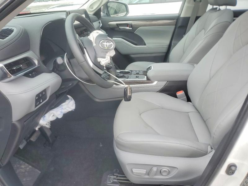 2025 Toyota Highlander Hybrid Limited