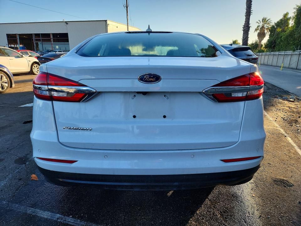 2020 Ford Fusion se
