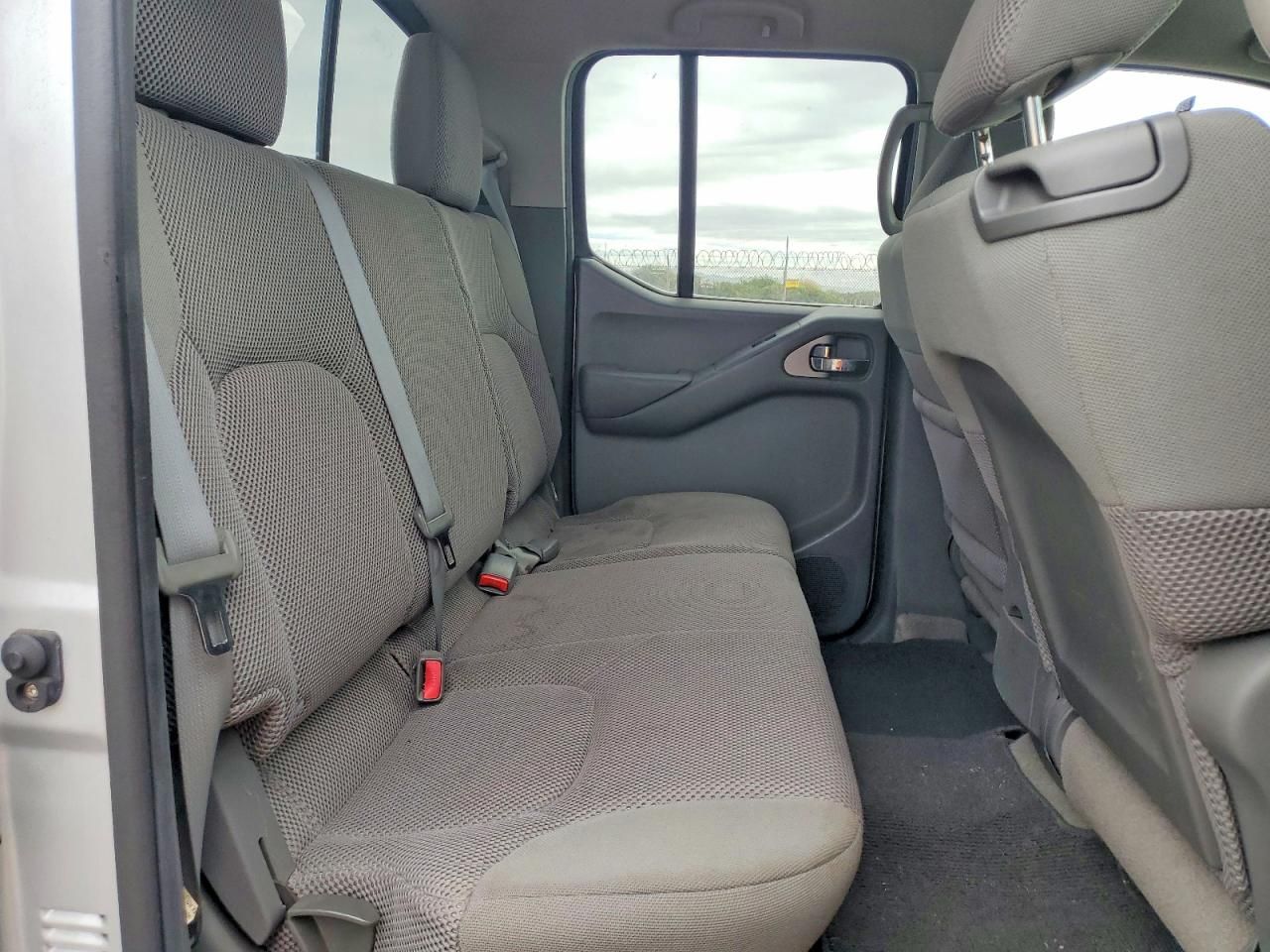 2014 Nissan Frontier S