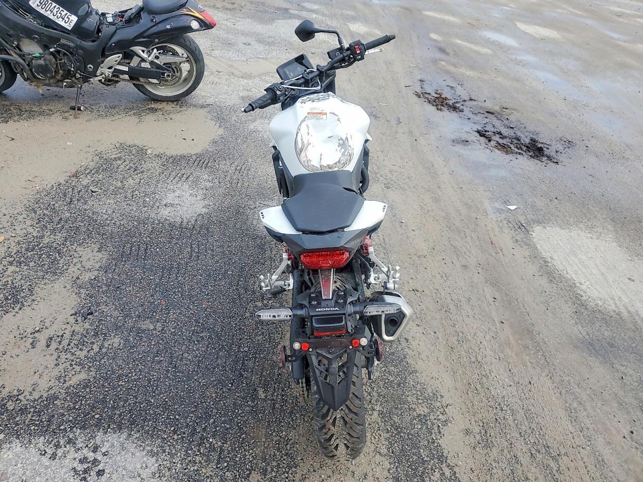2025 Honda CB750 A