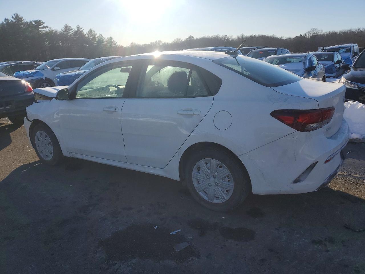 2021 KIA Rio lx