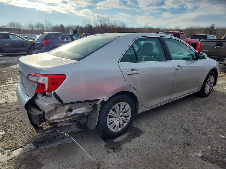 2013 Toyota Camry le